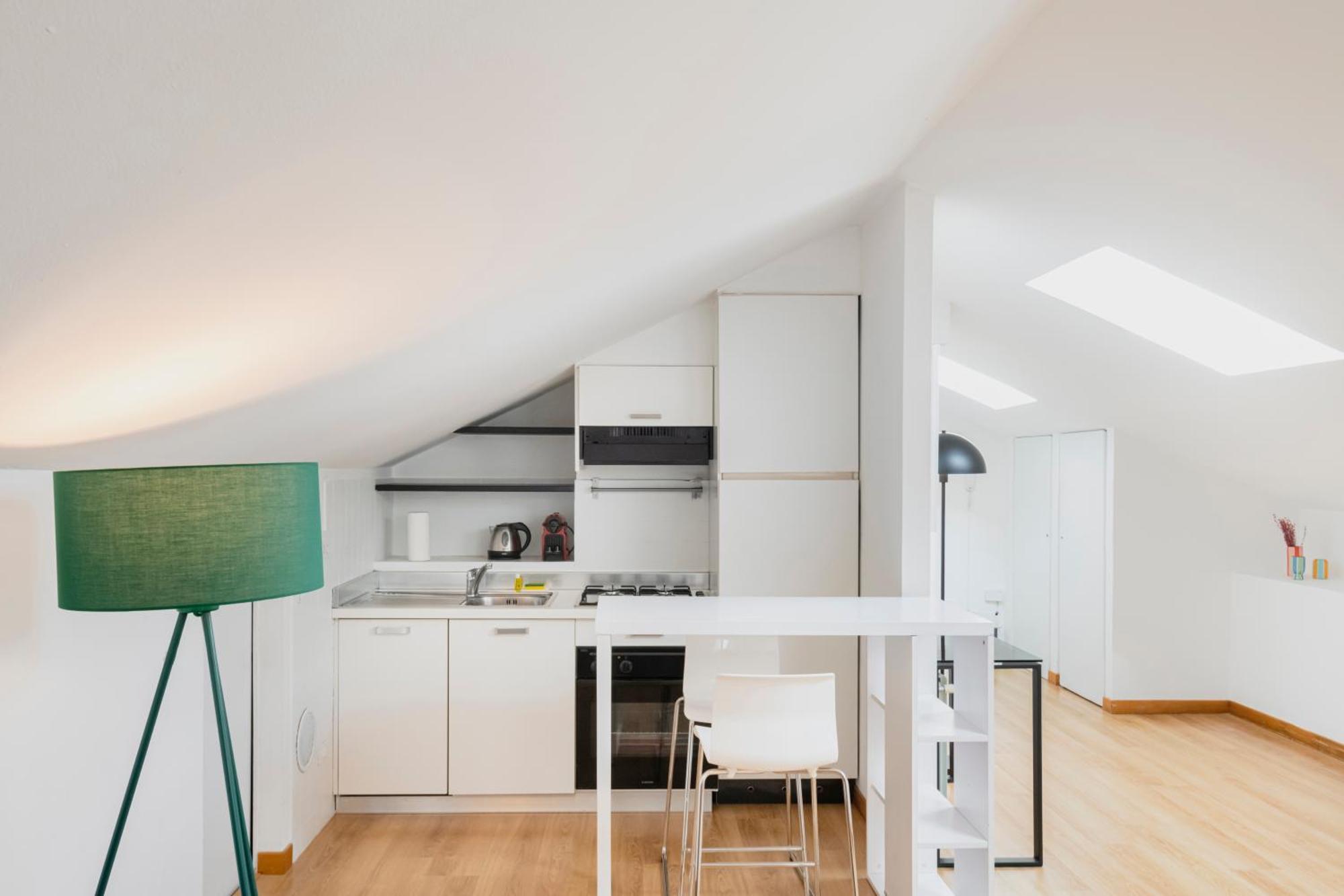 Relstay - Arco Della Pace - Sunny Loft Милан Экстерьер фото