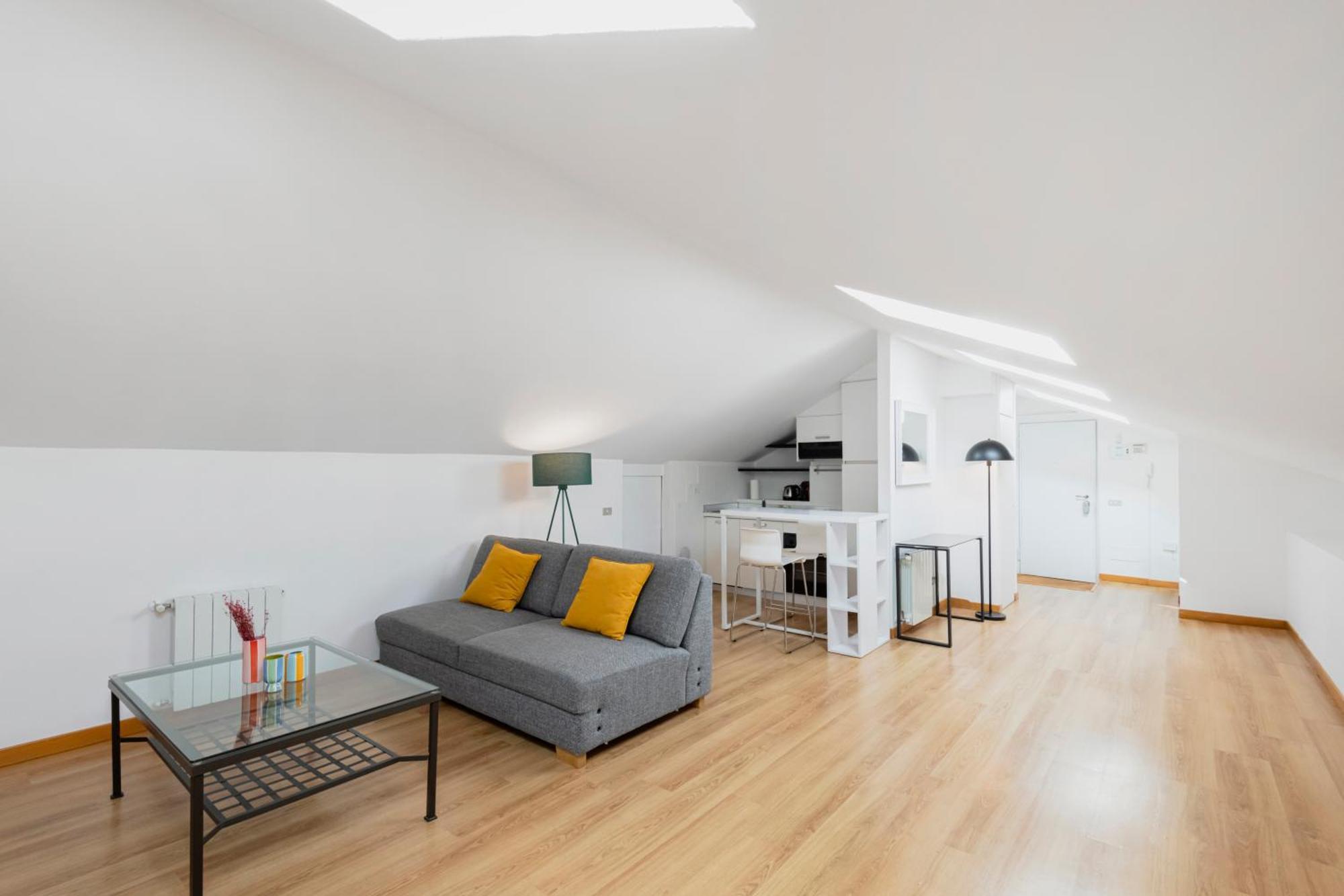 Relstay - Arco Della Pace - Sunny Loft Милан Экстерьер фото